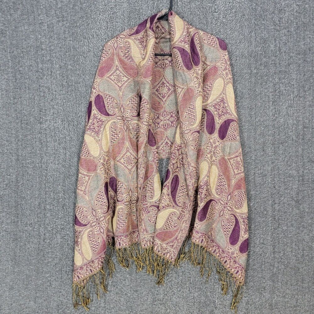 Elegant Paisley Scarf in Purple and Cream